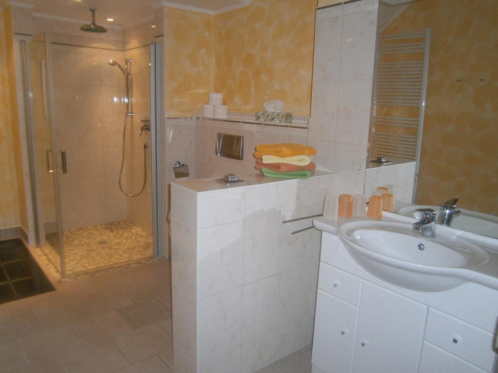 Ferienhaus Schneiders Kröv Habitación foto