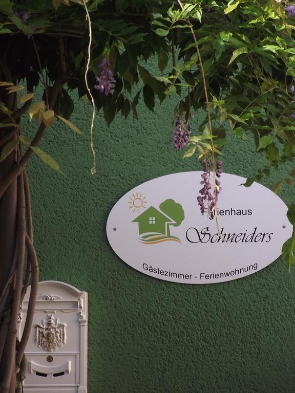 Ferienhaus Schneiders Kröv Exterior foto